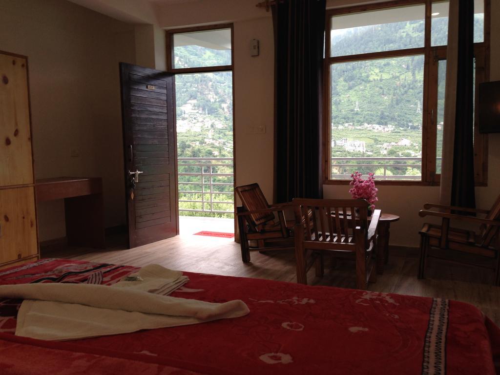 Akash Hills Hotel Manāli Buitenkant foto